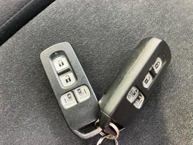 Ｎ－ＢＯＸカスタム Ｌスタイルプラスブラック　新品タイヤ／保証書／純正　８インチ　ＳＤナビ／衝突安全装置／両側電動スライドドア／シートヒーター／車線逸脱防止支援システム／ヘッドランプ　ＬＥＤ／ＥＴＣ／ＥＢＤ付ＡＢＳ／横滑り防止装置　レーンアシスト（42枚目）