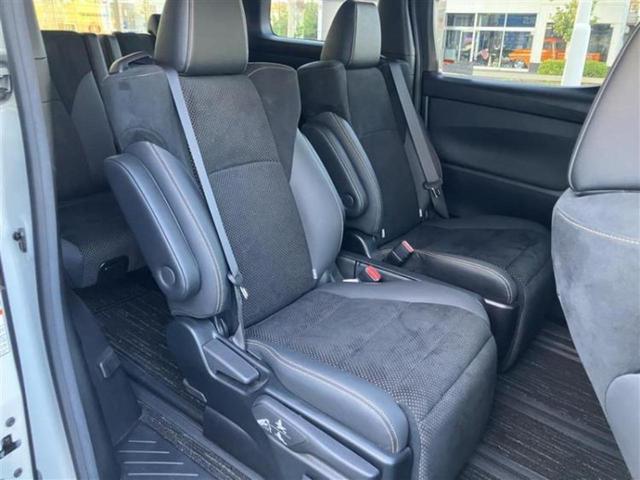 アルファードハイブリッド 4WDハイブリッドSタイプゴールド 新品タイヤ/ディスプレイオーディオ+ナビ9インチ/衝突安全装置/両側電動スライドドア/車線逸脱防止支援システム/シート ハーフレザー/電動バックドア/ヘッドランプ LED 衝突被害軽減システム 4WD(6枚目)