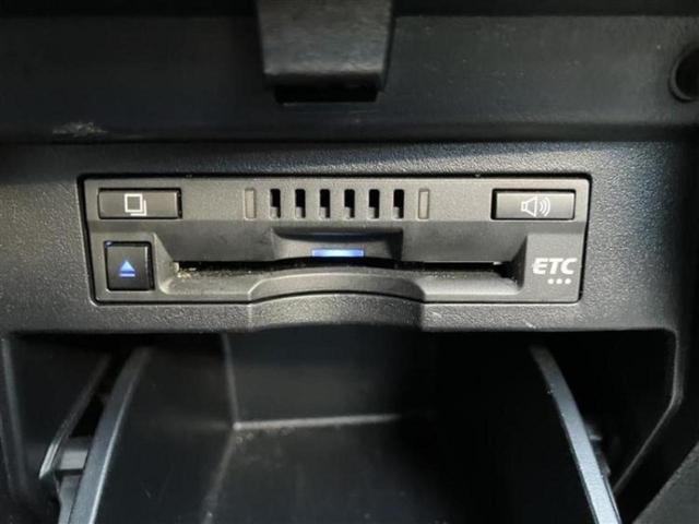 アルファードハイブリッド 4WDハイブリッドSタイプゴールド 新品タイヤ/ディスプレイオーディオ+ナビ9インチ/衝突安全装置/両側電動スライドドア/車線逸脱防止支援システム/シート ハーフレザー/電動バックドア/ヘッドランプ LED 衝突被害軽減システム 4WD(17枚目)