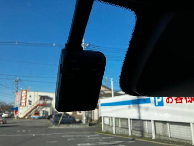 ステップワゴン ｅＨＥＶスパーダプレミアムライン　保証書／純正　１１．６インチ　ＳＤナビ／フリップダウンモニター　純正　１５．６インチ／ホンダセンシング／両側電動スライドドア／シートヒーター　全席／マルチビューカメラシステム　衝突被害軽減システム（18枚目）