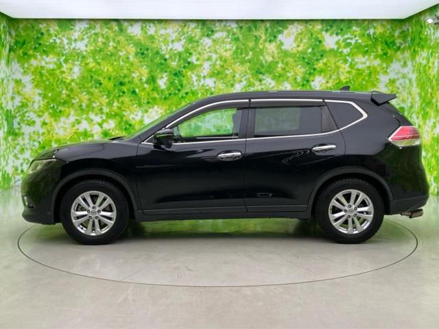 エクストレイル ４ＷＤ２０Ｘエマブレパッケージ　新品タイヤ／純正　８インチ　ＳＤナビ／フリップダウンモニター／衝突安全装置／シートヒーター／車線逸脱防止支援システム／ヘッドランプ　ＬＥＤ／Ｂｌｕｅｔｏｏｔｈ接続／ＥＴＣ／ＥＢＤ付ＡＢＳ　後席モニター（2枚目）