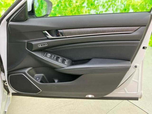 アコード EX サンルーフ/保証書/純正 SDナビ/衝突安全装置/シートヒーター/車線逸脱防止支援システム/シート フルレザー/ヘッドランプ LED/ETC/EBD付ABS/横滑り防止装置/アイドリングストップ(19枚目)