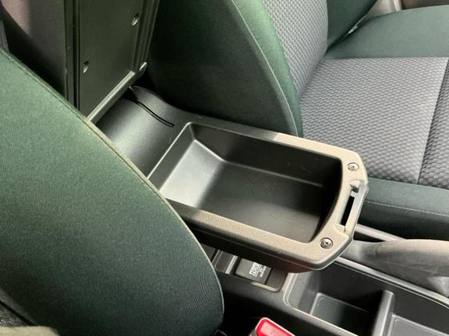 フィット 13G・Lホンダセンシング 純正 SDナビ/ヘッドランプ LED/ETC/EBD付ABS/横滑り防止装置/アイドリングストップ/ホンダセンシング/バックモニター/エアバッグ 運転席/エアバッグ 助手席/エアバッグ サイド(33枚目)