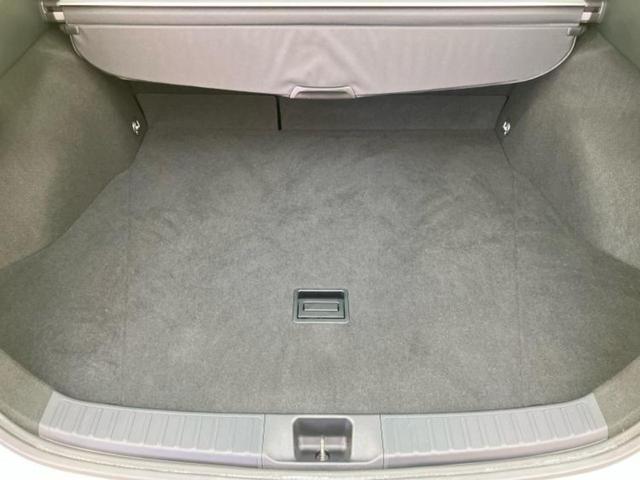 プリウス Ｓセーフティプラス　新品タイヤ／保証書／純正　ＳＤナビ／衝突安全装置／車線逸脱防止支援システム／パーキングアシスト　自動操舵／ヘッドランプ　ＬＥＤ／ＵＳＢジャック／Ｂｌｕｅｔｏｏｔｈ接続／ＥＴＣ／ＥＢＤ付ＡＢＳ（23枚目）