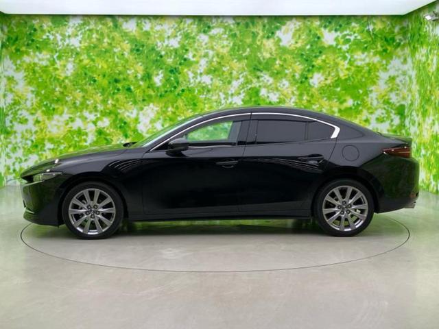 ＭＡＺＤＡ３セダン ２０Ｓ　Ｌパッケージ　ＢＯＳＥ／純正　８インチ　ＳＤナビ／衝突安全装置／シートヒーター　前席／車線逸脱防止支援システム／シート　合皮／ヘッドランプ　ＬＥＤ／Ｂｌｕｅｔｏｏｔｈ接続／ＥＴＣ／ＥＢＤ付ＡＢＳ／横滑り防止装置（2枚目）
