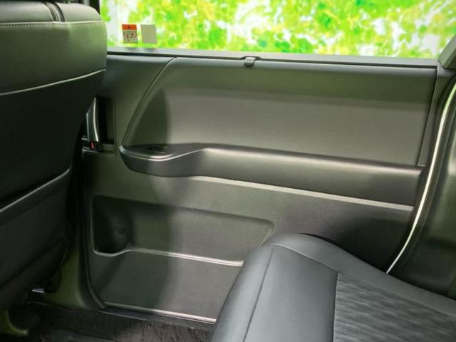 ノア ハイブリッドＳ－Ｚ　新品タイヤ／保証書／純正　ＳＤナビ／衝突安全装置／両側電動スライドドア／シートヒーター／車線逸脱防止支援システム／シート　ハーフレザー／電動バックドア／ヘッドランプ　ＬＥＤ／Ｂｌｕｅｔｏｏｔｈ接続（24枚目）