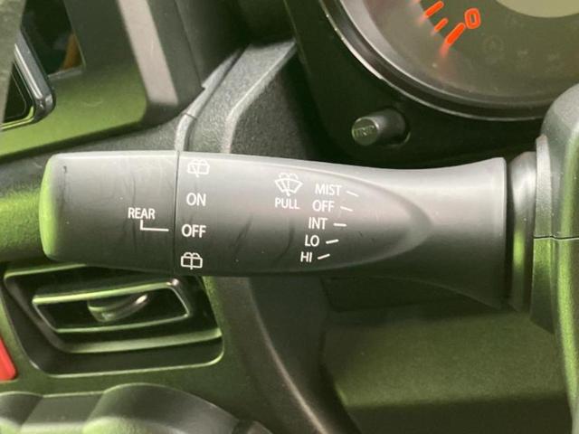 ジムニー ４ＷＤ　ＸＣ　ディスプレイオーディオ９インチ／シートヒーター／車線逸脱防止支援システム／ヘッドランプ　ＬＥＤ／Ｂｌｕｅｔｏｏｔｈ接続／ＥＴＣ／ＡＢＳ／横滑り防止装置／アイドリングストップ　ＬＥＤヘッドランプ　４ＷＤ（15枚目）