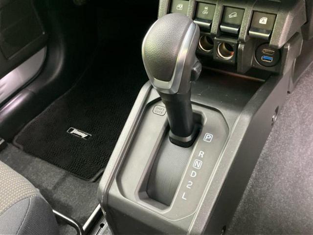 ジムニー ４ＷＤ　ＸＣ　ディスプレイオーディオ９インチ／シートヒーター／車線逸脱防止支援システム／ヘッドランプ　ＬＥＤ／Ｂｌｕｅｔｏｏｔｈ接続／ＥＴＣ／ＡＢＳ／横滑り防止装置／アイドリングストップ　ＬＥＤヘッドランプ　４ＷＤ（16枚目）
