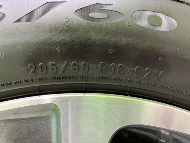 ヴォクシー ＺＳキラメキ３　保証書／純正　１０インチ　ＳＤナビ／フリップダウンモニター　純正　１２．８インチ／衝突安全装置／両側電動スライドドア／車線逸脱防止支援システム／ドライブレコーダー　前後／ヘッドランプ　ＬＥＤ　ドラレコ（53枚目）