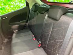 ＷＥＣＡＲＳでは各商談席に大型モニターをご用意しております！見やすい大画面でゆったりと全国の在庫をご覧いただけます！是非ご来店お待ちしております！ 7