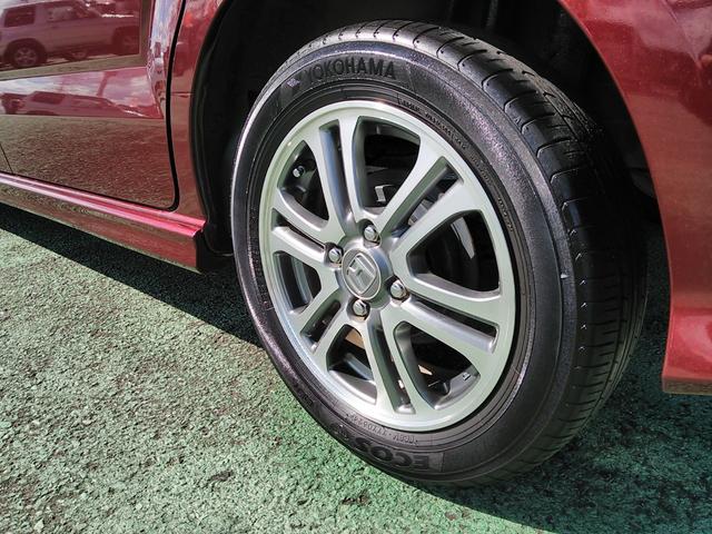 ８インチ大型ナビ！衝突軽減ＣＴＢＡ！両側パワースライドドア！前後ドライブレコーダー！ＥＴＣ！バックカメラ！ロック連動ミラー！Ｂｌｕｅｔｏｏｔｈ！ステアリングスイッチ！サイドバイザー！ＨＩＤ！ＤＶＤ！