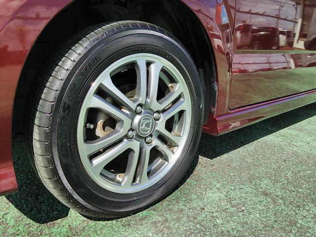 ８インチ大型ナビ！衝突軽減ＣＴＢＡ！両側パワースライドドア！前後ドライブレコーダー！ＥＴＣ！バックカメラ！ロック連動ミラー！Ｂｌｕｅｔｏｏｔｈ！ステアリングスイッチ！サイドバイザー！ＨＩＤ！ＤＶＤ！