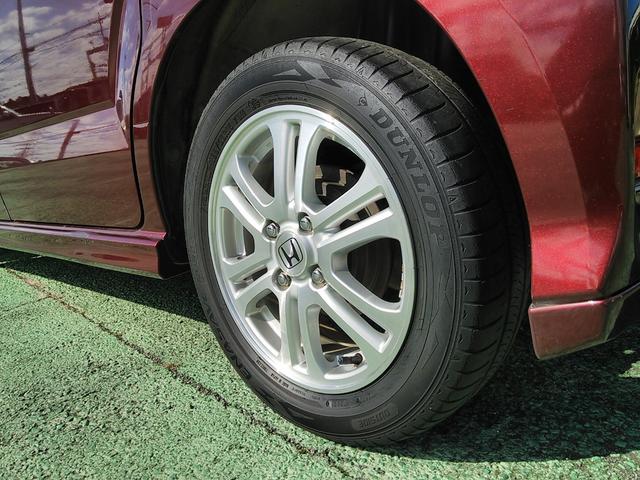 Ｎ－ＢＯＸカスタム Ｇ・Ｌパッケージ　８インチ大型ナビ　両側パワースライドドア　バックカメラ　エンジンスターター　ＥＴＣ　ＵＳＢ　ＡＵＸ　サイドバイザー　プロジェクターＨＩＤ　純正１４インチアルミホイール　Ｂｌｕｅｔｏｏｔｈ　ＤＶＤ（27枚目）