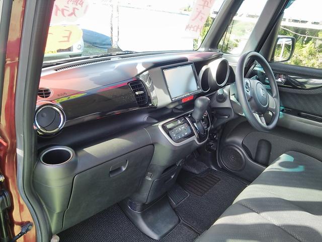 Ｎ－ＢＯＸカスタム Ｇ・Ｌパッケージ　８インチ大型ナビ　両側パワースライドドア　バックカメラ　エンジンスターター　ＥＴＣ　ＵＳＢ　ＡＵＸ　サイドバイザー　プロジェクターＨＩＤ　純正１４インチアルミホイール　Ｂｌｕｅｔｏｏｔｈ　ＤＶＤ（41枚目）