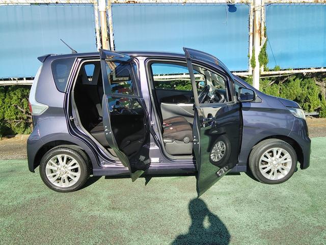 デイズ ハイウェイスター　Ｘ　ナビ　フルセグＴＶ　ＥＴＣ　バックカメラ　ＵＳＢ　スマートキー　純正１４インチアルミホイール　プロジェクターＨＩＤ　サイドバイザー　アイドリングストップ　Ｂｌｕｅｔｏｏｔｈ　革巻きステアリング（21枚目）