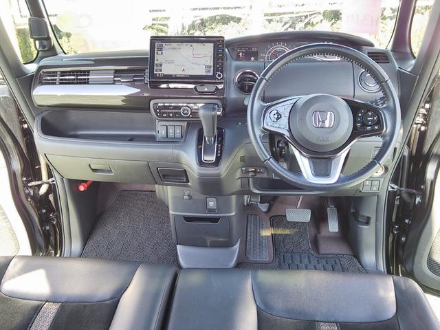 Ｎ－ＢＯＸカスタム Ｇ・Ｌターボホンダセンシング　大型８インチナビ　ターボ　両側パワースライドドア　バックカメラ　ビルトインＥＴＣ　ホンダセンシング　アダプティブクルーズコントロール　サイドバイザー　車線逸脱装置　ステアリングスイッチ（9枚目）