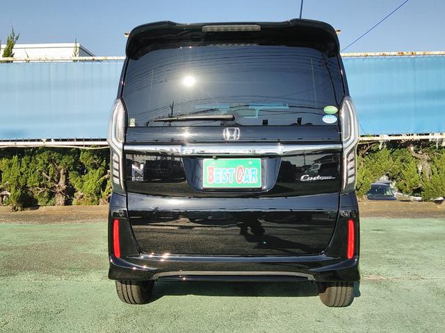 Ｎ－ＢＯＸカスタム Ｇ・Ｌターボホンダセンシング　大型８インチナビ　ターボ　両側パワースライドドア　バックカメラ　ビルトインＥＴＣ　ホンダセンシング　アダプティブクルーズコントロール　サイドバイザー　車線逸脱装置　ステアリングスイッチ（14枚目）