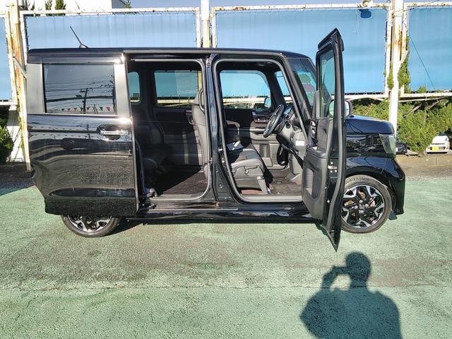 Ｎ－ＢＯＸカスタム Ｇ・Ｌターボホンダセンシング　大型８インチナビ　ターボ　両側パワースライドドア　バックカメラ　ビルトインＥＴＣ　ホンダセンシング　アダプティブクルーズコントロール　サイドバイザー　車線逸脱装置　ステアリングスイッチ（23枚目）