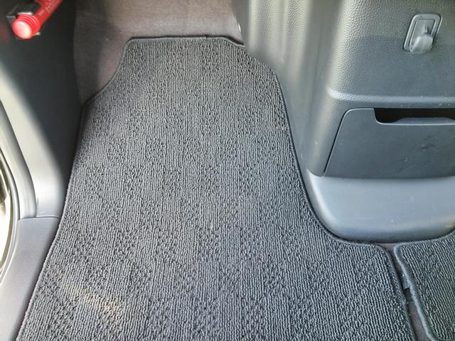 Ｎ－ＢＯＸカスタム Ｇ・Ｌターボホンダセンシング　大型８インチナビ　ターボ　両側パワースライドドア　バックカメラ　ビルトインＥＴＣ　ホンダセンシング　アダプティブクルーズコントロール　サイドバイザー　車線逸脱装置　ステアリングスイッチ（50枚目）