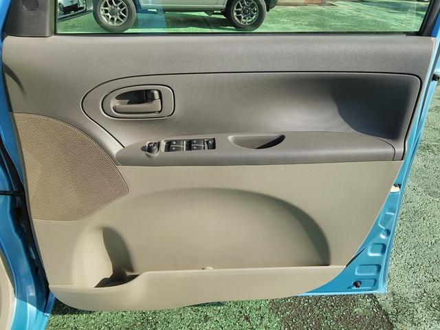 タント Ｘリミテッド　ナビ　ＴＶ　バックカメラ　ＥＴＣ　パワースライドドア　スマートキー　アイドリングストップ　走行４５５２５Ｋｍ　サイドバイザー　オートエアコン　ライトレベライザー（53枚目）