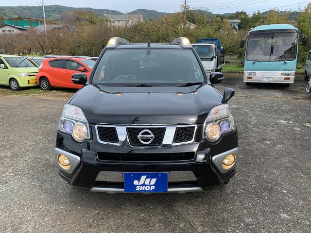 エクストレイル ２５Ｘｔｔ　エクストリーマーＸ　ハイパールーフレール　パートタイム４ＷＤ　純正ナビ　フルセグＴＶ　ＨＩＤ　オートエアコン　シートヒーター　スマートキー　フル装備　修復歴無　オートマチック車　ビルトインＥＴＣ　横滑り防止装置（3枚目）