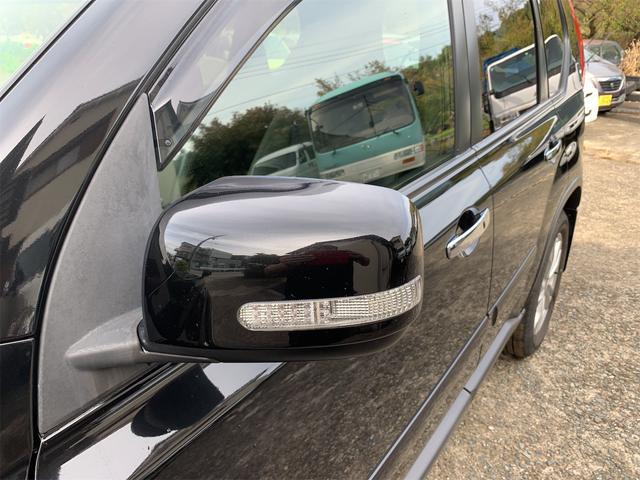 エクストレイル ２５Ｘｔｔ　エクストリーマーＸ　ハイパールーフレール　パートタイム４ＷＤ　純正ナビ　フルセグＴＶ　ＨＩＤ　オートエアコン　シートヒーター　スマートキー　フル装備　修復歴無　オートマチック車　ビルトインＥＴＣ　横滑り防止装置（21枚目）