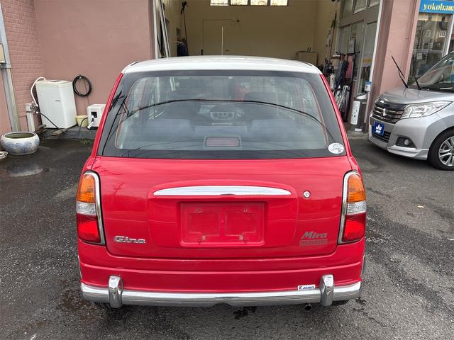 ミラジーノ ミニライトスペシャル　オートマチック車　集中ドアロック　盗難防止システム　フォグランプ　フロアマット　電格ミラー　エアバッグ　パワステ　パワーウィンドウ（7枚目）