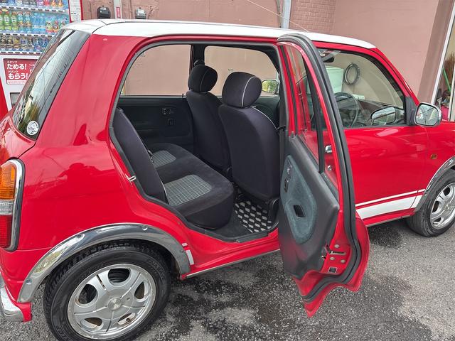 ミラジーノ ミニライトスペシャル　オートマチック車　集中ドアロック　盗難防止システム　フォグランプ　フロアマット　電格ミラー　エアバッグ　パワステ　パワーウィンドウ（21枚目）