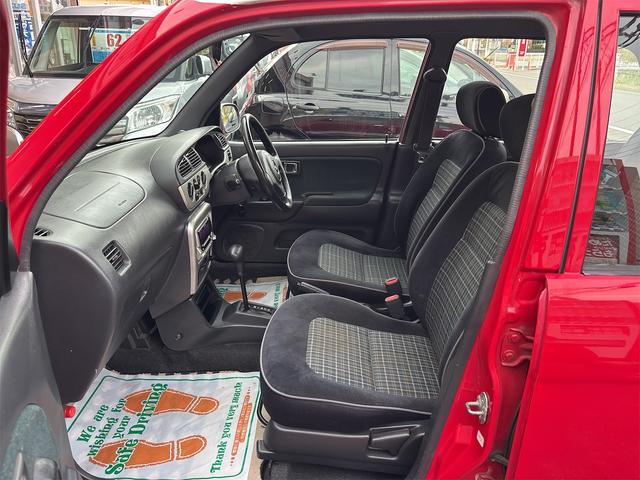 ミラジーノ ミニライトスペシャル　オートマチック車　集中ドアロック　盗難防止システム　フォグランプ　フロアマット　電格ミラー　エアバッグ　パワステ　パワーウィンドウ（32枚目）
