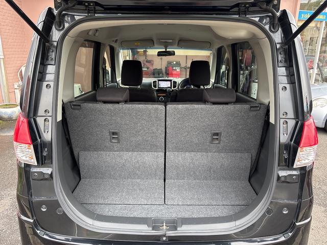 ソリオバンディット DJE Jスタイル レーダーブレーキサポートII 4WD 両側パワースライドドア クルーズコントロール 運転席・助手席ヒートシーター アイドリングストップ スマートキー スペアキー リアスポイラー バイザー フロアマット(15枚目)