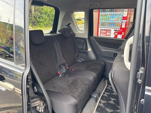 ソリオバンディット DJE Jスタイル レーダーブレーキサポートII 4WD 両側パワースライドドア クルーズコントロール 運転席・助手席ヒートシーター アイドリングストップ スマートキー スペアキー リアスポイラー バイザー フロアマット(23枚目)