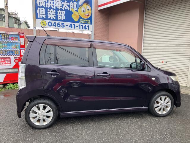 ワゴンＲスティングレー Ｘ　修復歴無　オートマチック車　メンテナンスノート　スマートキー２個　プッシュスタート　ＥＴＣ　ＨＩＤヘッドライト　フォグランプ　オートＡＣ　純正アルミホイール　電動格納ミラー　革巻ステアリング　Ｐガラス（5枚目）