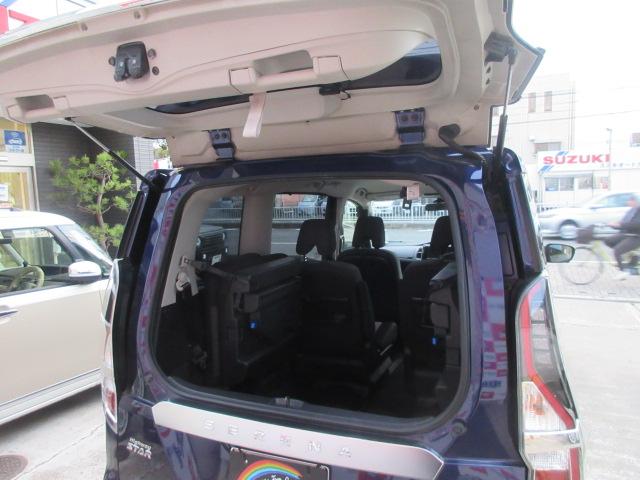 セレナ ｅ－パワー　ハイウェイスターＶ　●ナビ●ＥＴＣ２．０●３６０度ドラレコ＋リヤ●マット●プロパイロット●後席モニター●ブレーキホールド●オートライト●オートエアコン●リヤエアコン●セカンドシートスライド●室内ＬＥＤ●純正アルミあり（28枚目）