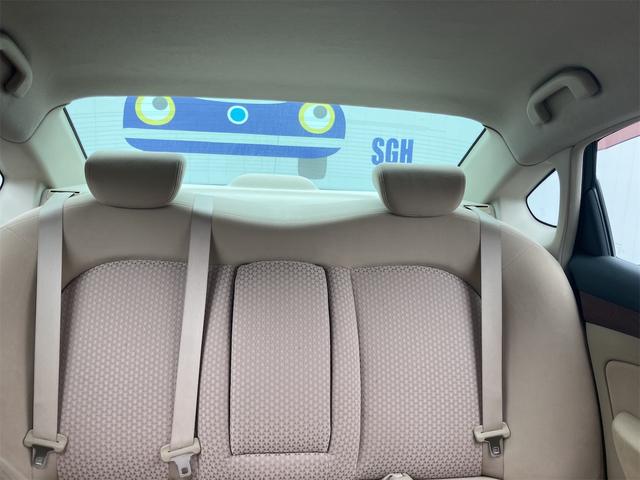 ブルーバードシルフィ ２０Ｍ　ＥＴＣ　ナビ　ＴＶ　オートライト　ＣＶＴ　スマートキー　電動格納ミラー　盗難防止システム　衝突安全ボディ　ＡＢＳ　エアコン　パワーステアリング（52枚目）