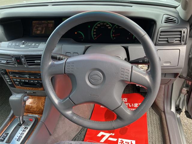 グロリア ２５０ＴＸ　４０ｔｈアニバーサリー　ＴＶ　アルミホイール　ＡＴ　電動格納ミラー　ＣＤ　カセット　ＡＢＳ　エアコン　パワーステアリング　パワーウィンドウ（3枚目）