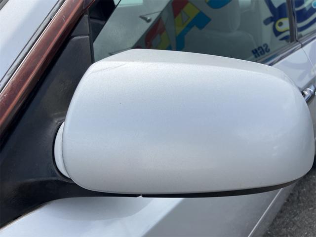 グロリア ２５０ＴＸ　４０ｔｈアニバーサリー　ＴＶ　アルミホイール　ＡＴ　電動格納ミラー　ＣＤ　カセット　ＡＢＳ　エアコン　パワーステアリング　パワーウィンドウ（28枚目）