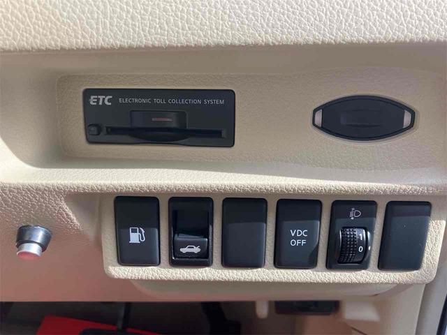 ティアナ ２５０ＸＬ　ドライブレコーダー　ＥＴＣ　バックカメラ　ナビ　ＴＶ　アルミホイール　オートライト　ＣＶＴ　スマートキー　電動格納ミラー　盗難防止システム　カーテンエアバッグ　ＣＤ　ミュージックプレイヤー接続可（6枚目）