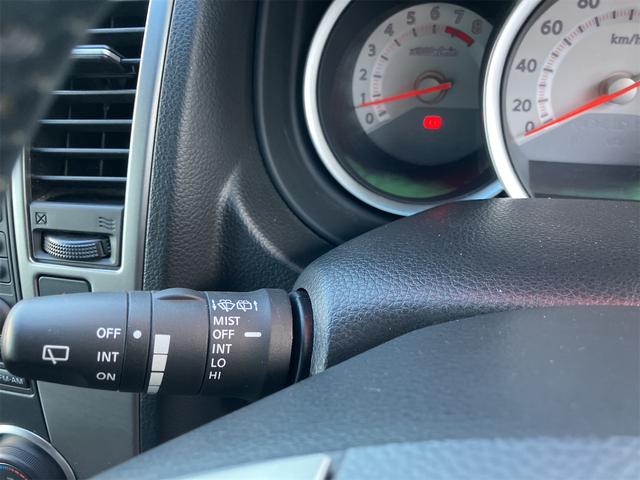 ティーダ １８Ｇ　ＥＴＣ　ナビ　オートライト　ＨＩＤ　スマートキー　電動格納ミラー　ＭＴ　盗難防止システム　衝突安全ボディ　ＡＢＳ　ＣＤ　ＤＶＤ再生　ミュージックプレイヤー接続可　Ｂｌｕｅｔｏｏｔｈ　エアコン（9枚目）