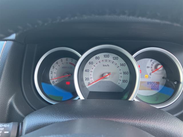 ティーダ １８Ｇ　ＥＴＣ　ナビ　オートライト　ＨＩＤ　スマートキー　電動格納ミラー　ＭＴ　盗難防止システム　衝突安全ボディ　ＡＢＳ　ＣＤ　ＤＶＤ再生　ミュージックプレイヤー接続可　Ｂｌｕｅｔｏｏｔｈ　エアコン（29枚目）