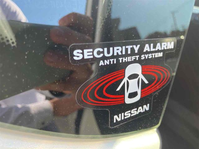 ノート ｅ－パワー　Ｘ　Ｖセレクション　全周囲カメラ　ナビ　ＴＶ　クリアランスソナー　レーンアシスト　衝突被害軽減システム　アルミホイール　オートライト　ＬＥＤヘッドランプ　スマートキー　電動格納ミラー　ＣＶＴ　盗難防止システム（22枚目）