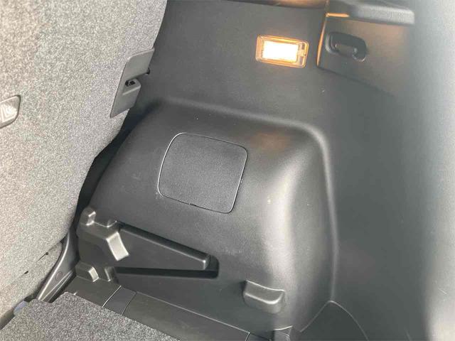 ノート ｅ－パワー　Ｘ　Ｖセレクション　全周囲カメラ　ナビ　ＴＶ　クリアランスソナー　レーンアシスト　衝突被害軽減システム　アルミホイール　オートライト　ＬＥＤヘッドランプ　スマートキー　電動格納ミラー　ＣＶＴ　盗難防止システム（34枚目）