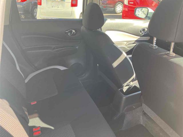 ノート ｅ－パワー　Ｘ　Ｖセレクション　全周囲カメラ　ナビ　ＴＶ　クリアランスソナー　レーンアシスト　衝突被害軽減システム　アルミホイール　オートライト　ＬＥＤヘッドランプ　スマートキー　電動格納ミラー　ＣＶＴ　盗難防止システム（36枚目）