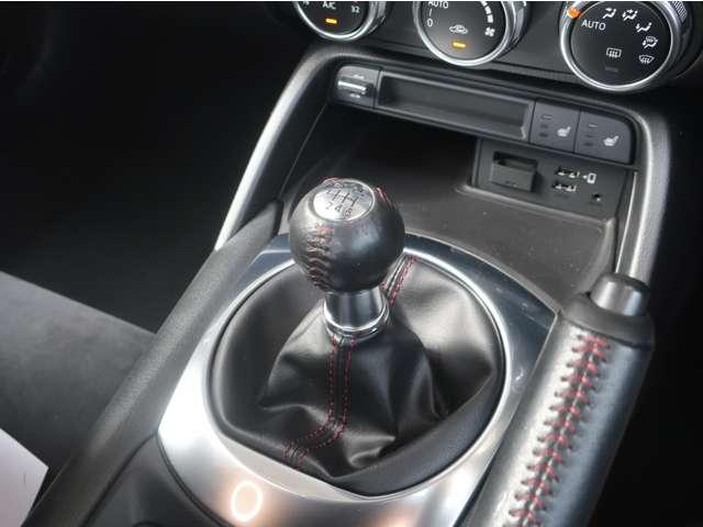 運転しながらでも手元を見ずに操作可能なマツダコネクトの操作ダイアルです！