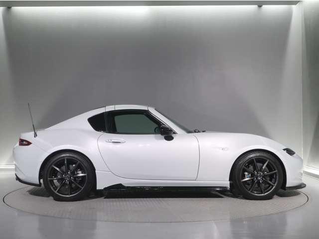 ボディーラインにこだわりのあるマツダです♪