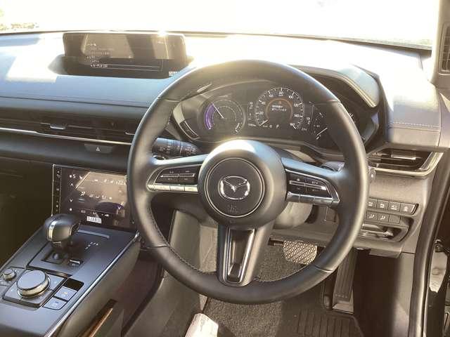 ＭＸ－３０ロータリーＥＶ エディションＲ　ＢＯＳＥ／レンジエクステンダー／３６０度モニター／　レーダークルーズコントロール　前席シートヒーター　フルセグＴＶ　衝突軽減　パワーシート　スマートキー　ＥＴＣ　ＬＥＤヘッドライト　バックカメラ（18枚目）