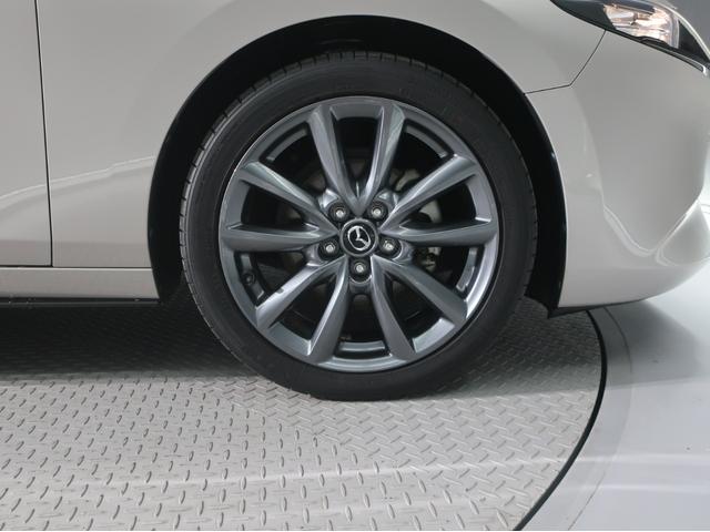 ＭＡＺＤＡ３ファストバック １５Ｓ　ツーリング　ワンオーナー　ＥＴＣ　ドラレコ　フルセグテレビ　アダプティブクルーズ　ＥＴＣ車載器　ＬＥＤヘッド　横滑り防止システム　イモビ　エアコン　アルミホイール　カーテンエアバッグ　メモリナビ　キーレスゴー（16枚目）