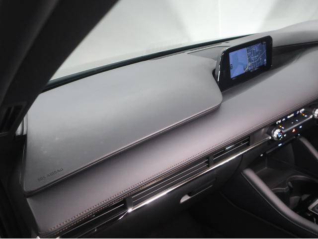 ＭＡＺＤＡ３ファストバック １５Ｓ　ツーリング　ワンオーナー　ＥＴＣ　ドラレコ　フルセグテレビ　アダプティブクルーズ　ＥＴＣ車載器　ＬＥＤヘッド　横滑り防止システム　イモビ　エアコン　アルミホイール　カーテンエアバッグ　メモリナビ　キーレスゴー（18枚目）