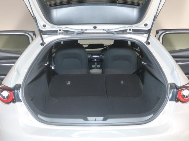 ＭＡＺＤＡ３ファストバック １５Ｓ　ツーリング　ワンオーナー　ＥＴＣ　ドラレコ　フルセグテレビ　アダプティブクルーズ　ＥＴＣ車載器　ＬＥＤヘッド　横滑り防止システム　イモビ　エアコン　アルミホイール　カーテンエアバッグ　メモリナビ　キーレスゴー（26枚目）