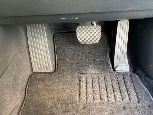 MAZDA3ファストバック XD ツーリング ☆ネット掲載車両は多くのお問い合わせをいただいておりますため、お早目のお問い合わせ・商談予約・店舗への電話をお勧めいたします☆(6枚目)