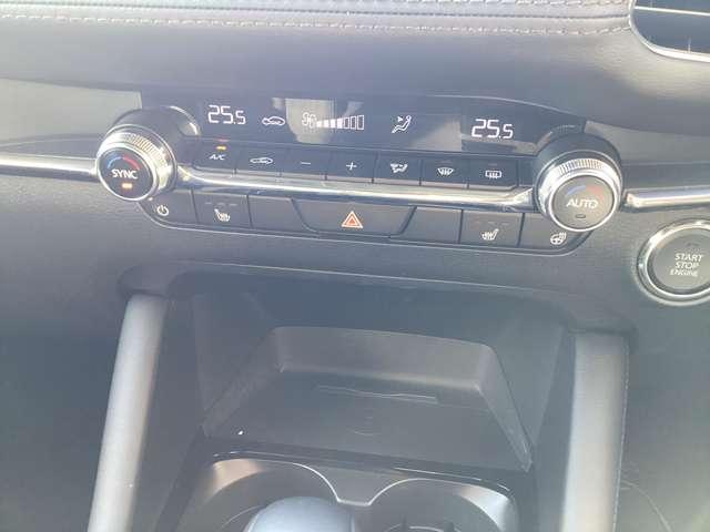 MAZDA3ファストバック XD ツーリング ☆ネット掲載車両は多くのお問い合わせをいただいておりますため、お早目のお問い合わせ・商談予約・店舗への電話をお勧めいたします☆(16枚目)